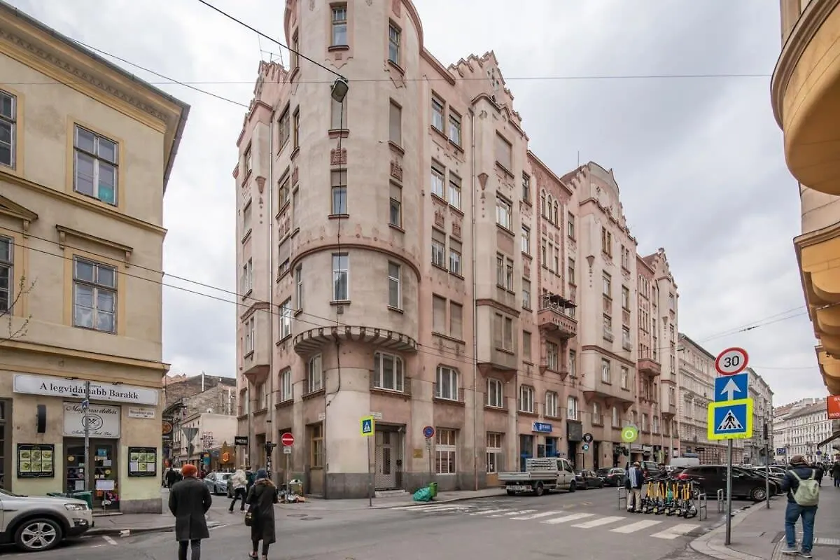 Apartment Extrem Central New Studio Budapest